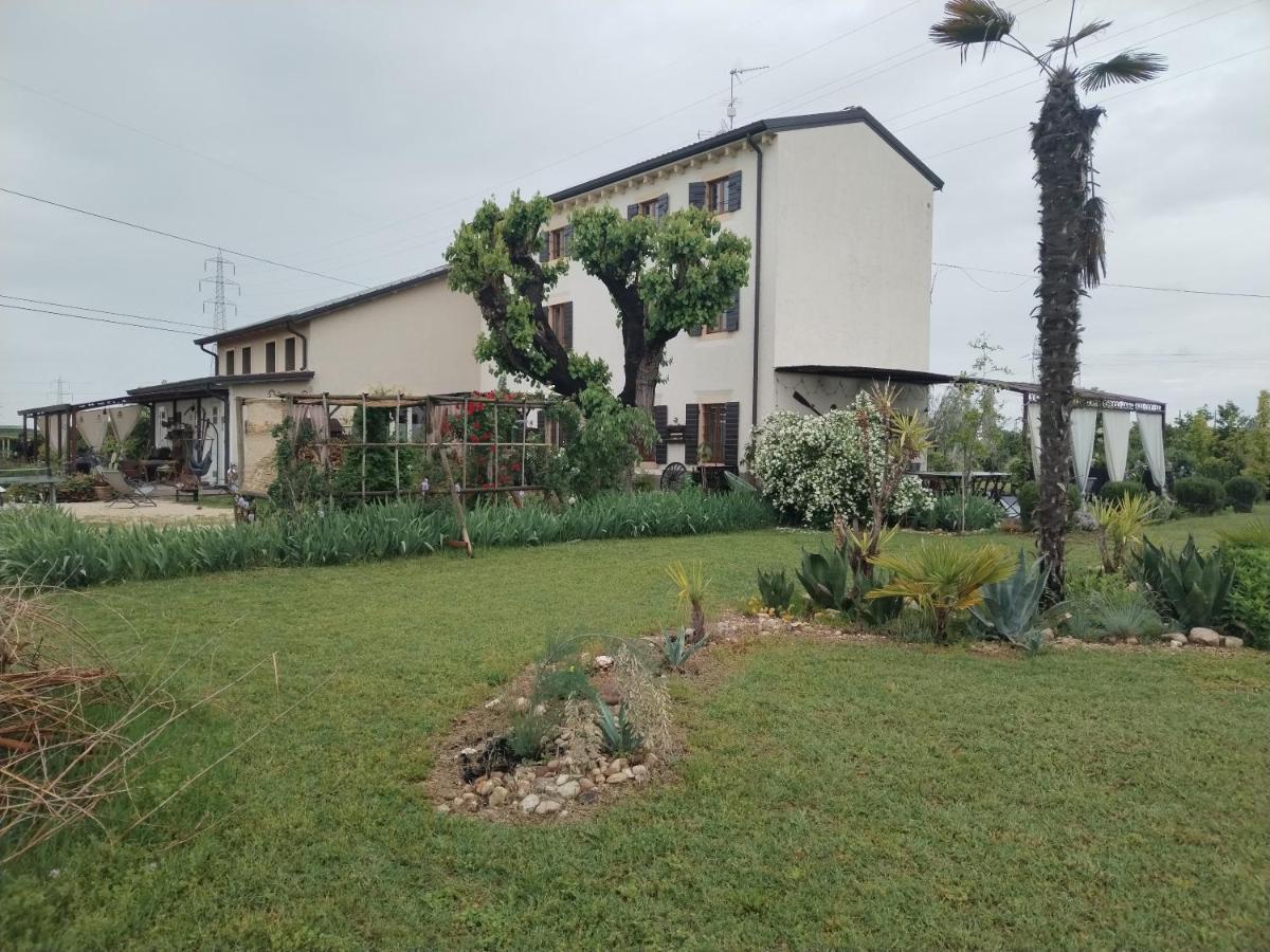 Bed and Breakfast Ca' Blanca Castelnuovo del Garda Esterno foto